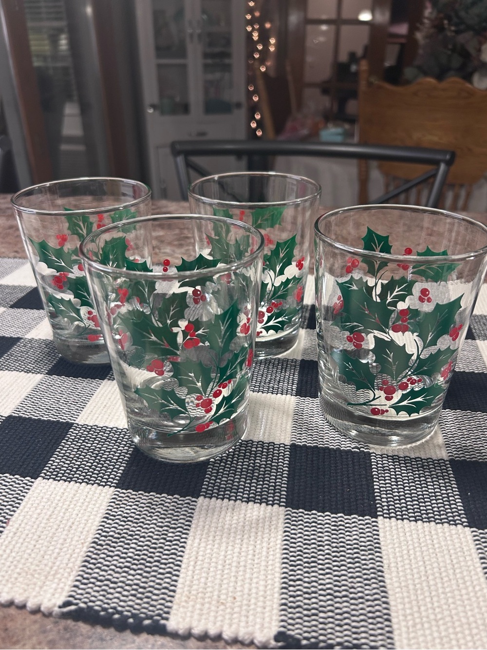 Holiday Holly Glass Tumbler with Red Berries